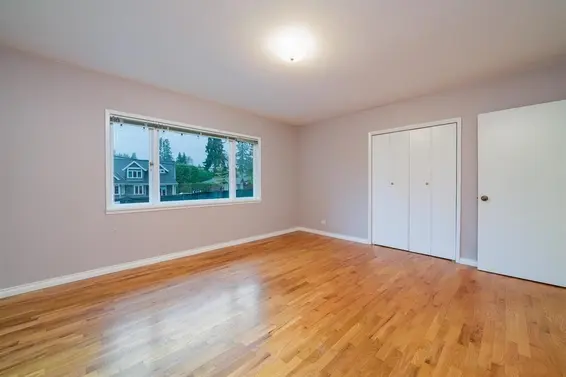 2870 Thorncliffe Drive, North Vancouver For Sale - image 11
