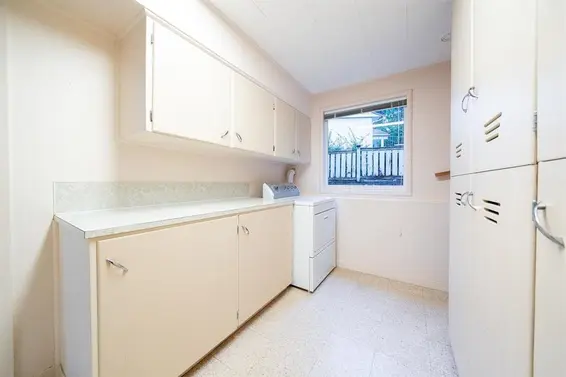 2870 Thorncliffe Drive, North Vancouver For Sale - image 18
