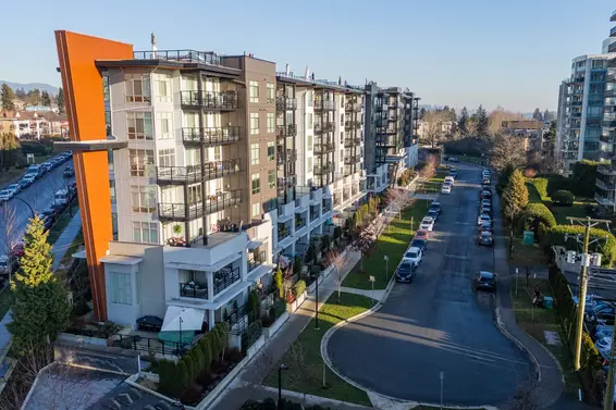 TH10 108 East 8th Street, North Vancouver For Sale - image 32