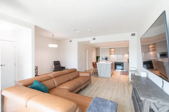 107 755 Harbourside Drive, North Vancouver For Sale - image 9