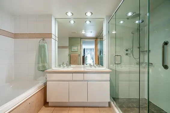 3B 338 Taylor Way, West Vancouver For Sale - image 19
