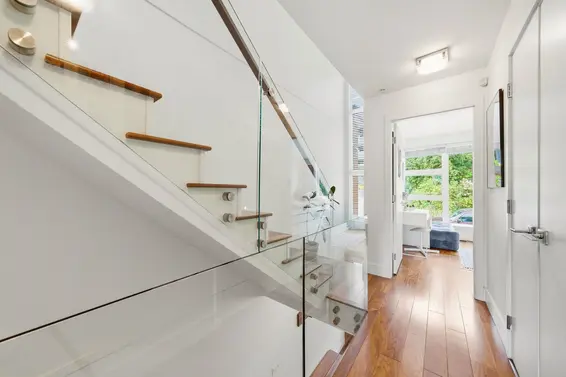 2222 Caledonia Avenue, North Vancouver For Sale - image 16