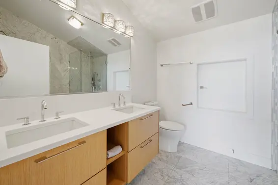 2222 Caledonia Avenue, North Vancouver For Sale - image 23