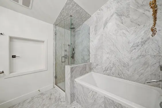 2222 Caledonia Avenue, North Vancouver For Sale - image 24