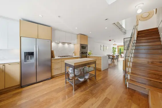2222 Caledonia Avenue, North Vancouver For Sale - image 5