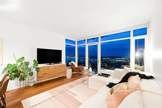 1503 111 East 13th Street, North Vancouver For Sale - image 6