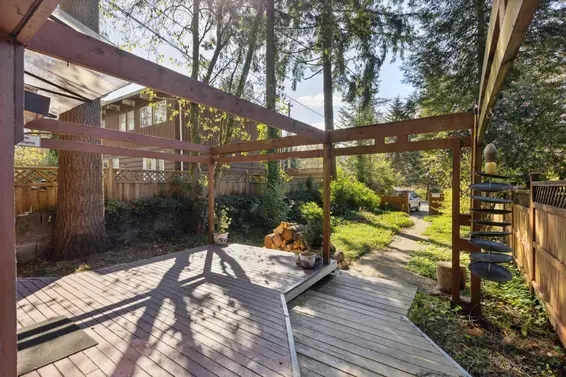 2240 Windridge Drive, North Vancouver For Sale - image 26