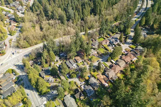 2240 Windridge Drive, North Vancouver For Sale - image 31