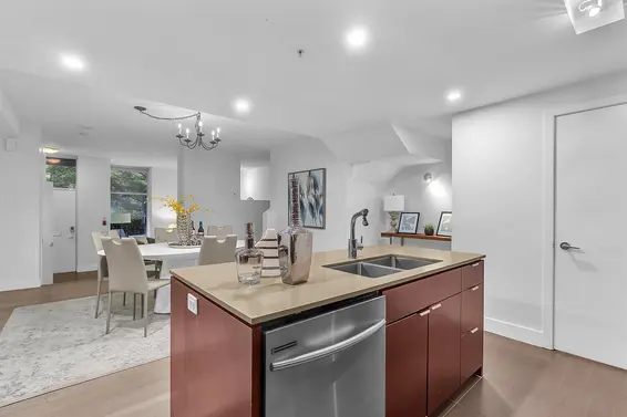 164 West 13th Street, North Vancouver For Sale - image 16