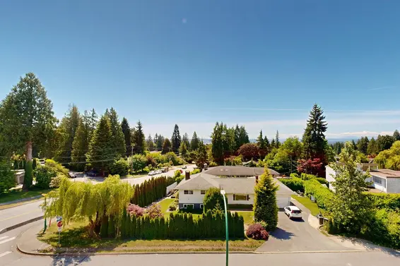 402 650 Evergreen Place, North Vancouver