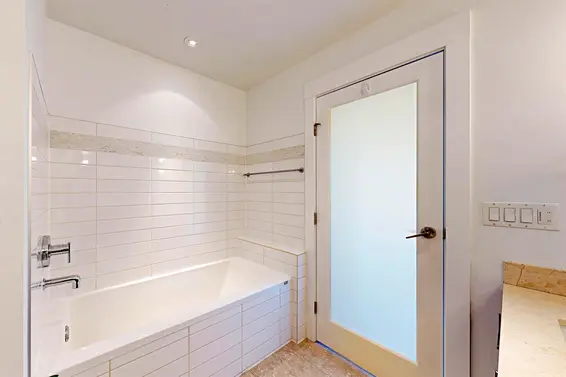 402 650 Evergreen Place, North Vancouver For Sale - image 31
