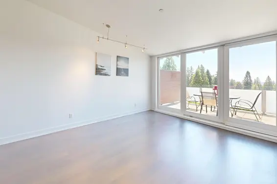 402 650 Evergreen Place, North Vancouver For Sale - image 8