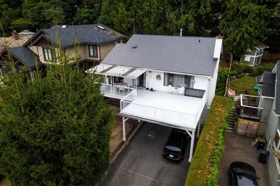 1154 Wellington Drive, North Vancouver For Sale - image 2