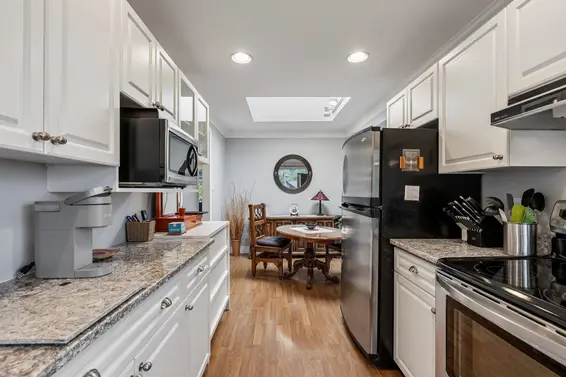3491 St. Georges Avenue, North Vancouver For Sale - image 17