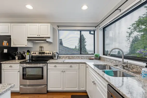 3491 St. Georges Avenue, North Vancouver For Sale - image 19