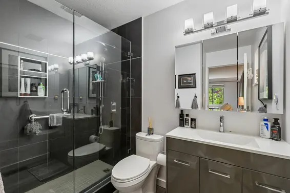 3491 St. Georges Avenue, North Vancouver For Sale - image 23