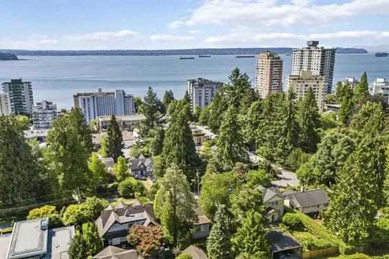 1869 Duchess Avenue, West Vancouver For Sale - image 10