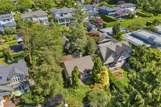 1869 Duchess Avenue, West Vancouver For Sale - image 5