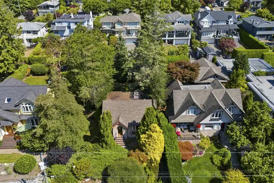 1869 Duchess Avenue, West Vancouver For Sale - image 7