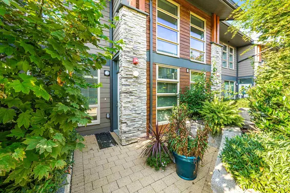 8 244 East 5th Street, North Vancouver For Sale - image 33