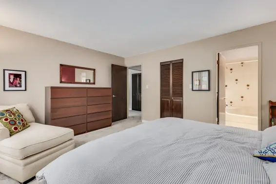 2419 Weymouth Place, North Vancouver For Sale - image 16