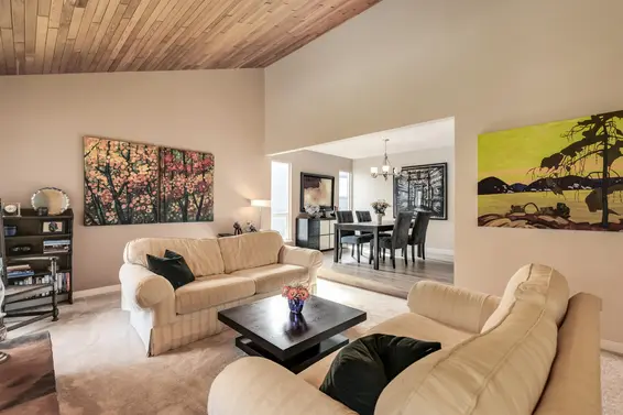 2419 Weymouth Place, North Vancouver For Sale - image 3
