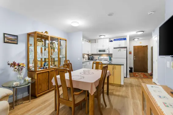 205 175 West 1st Street, North Vancouver For Sale - image 8