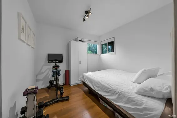 441 Tempe Crescent, North Vancouver For Sale - image 15