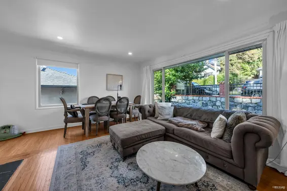 441 Tempe Crescent, North Vancouver For Sale - image 6