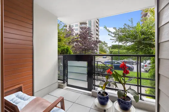 TH1 128 East 8th Street, North Vancouver For Sale - image 4
