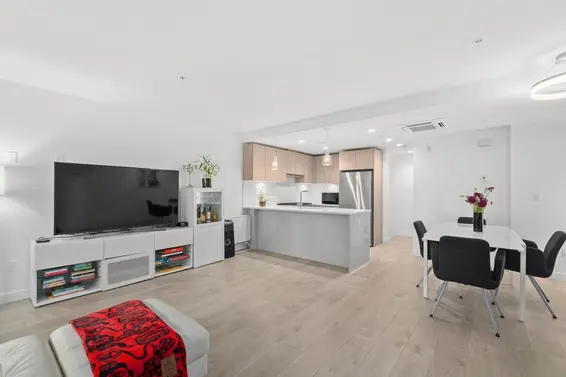 TH1 128 East 8th Street, North Vancouver For Sale - image 6
