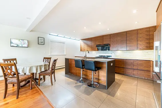 2272 Nelson Avenue, West Vancouver For Sale - image 11