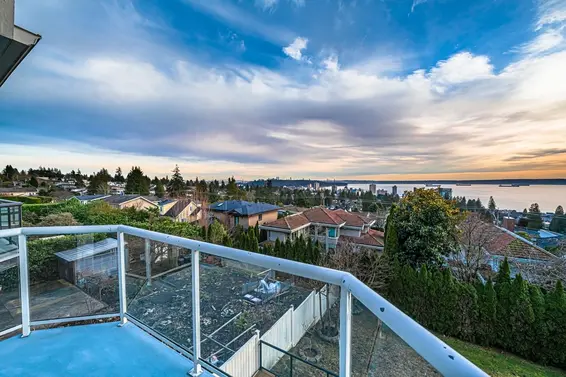 2272 Nelson Avenue, West Vancouver For Sale - image 33