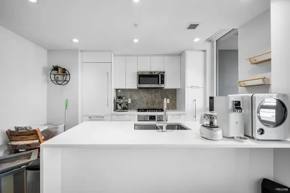 505 118 Carrie Cates Court, North Vancouver For Sale - image 8