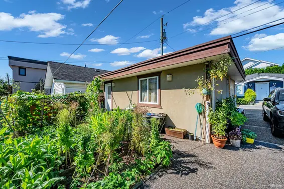 648 East 3rd Street, North Vancouver For Sale - image 40