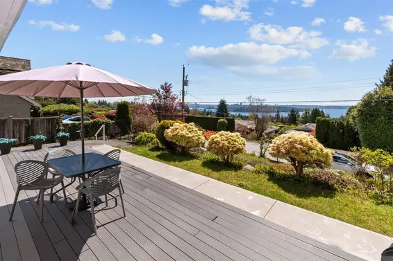 1895 Rosebery Avenue, West Vancouver For Sale - image 14