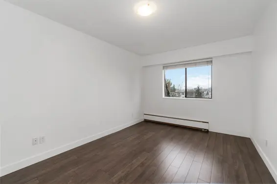 302 275 West 2nd Street, North Vancouver For Sale - image 14