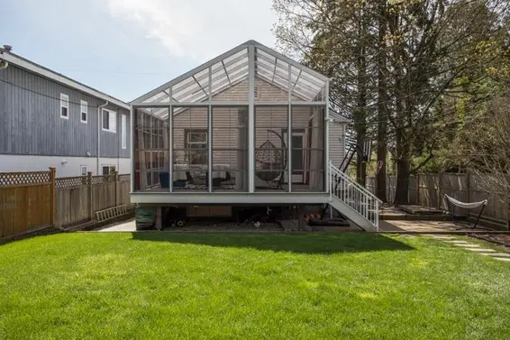 344 West 23rd Street, North Vancouver For Sale - image 2