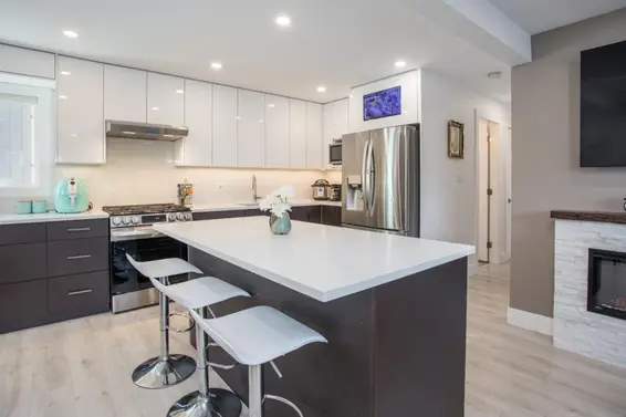344 West 23rd Street, North Vancouver For Sale - image 4