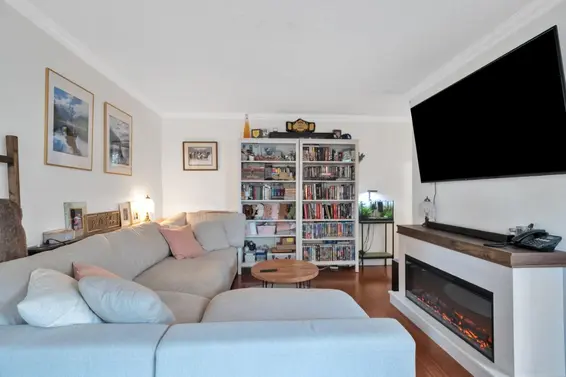 103 214 East 15th Street, North Vancouver For Sale - image 12