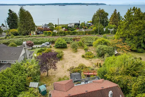 2820 Marine Drive, West Vancouver For Sale - image 13