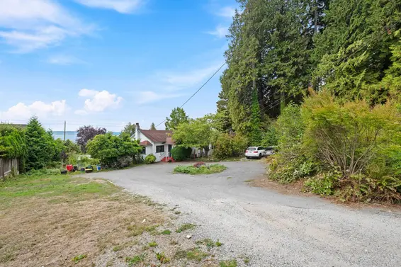 2820 Marine Drive, West Vancouver For Sale - image 19