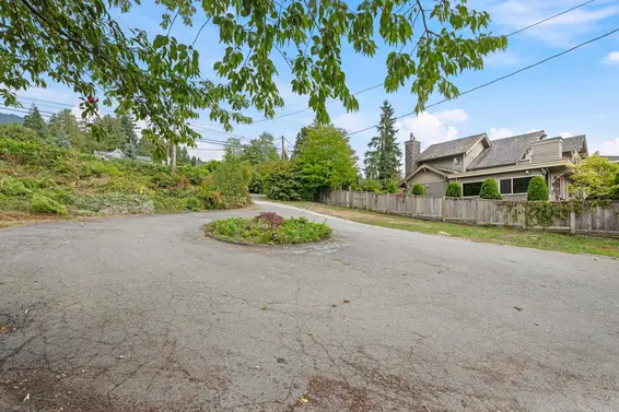 2820 Marine Drive, West Vancouver For Sale - image 22