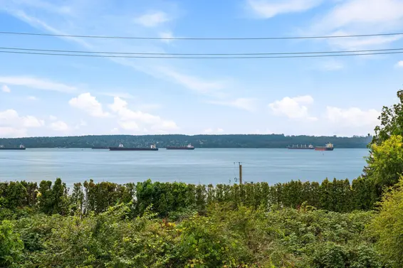 2820 Marine Drive, West Vancouver For Sale - image 30