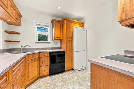 214 121 West 29 Street, North Vancouver For Sale - image 10