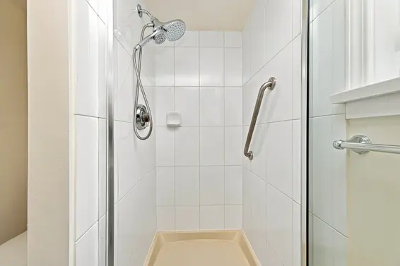 214 121 West 29 Street, North Vancouver For Sale - image 24