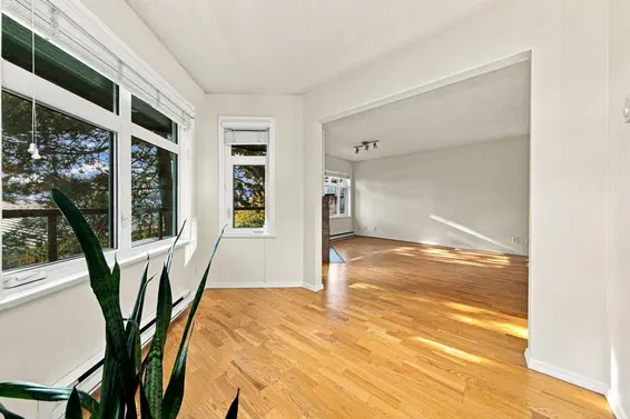 214 121 West 29 Street, North Vancouver For Sale - image 7
