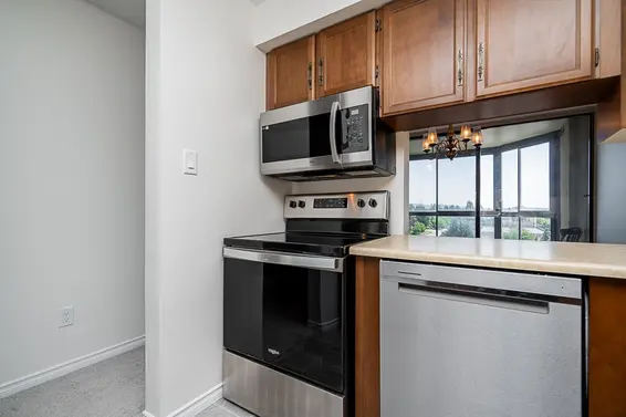 801 444 Lonsdale Avenue, North Vancouver For Sale - image 12