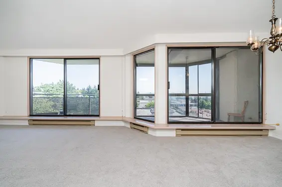 801 444 Lonsdale Avenue, North Vancouver For Sale - image 3