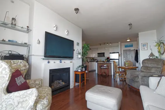 1609 155 West 1st Street, North Vancouver For Sale - image 16